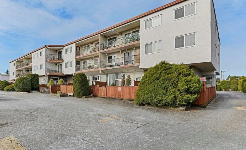 #102B 3043 270 Street, Langley, British Columbia, V4W3M2, Langley, British Columbia — photo 1 of 5