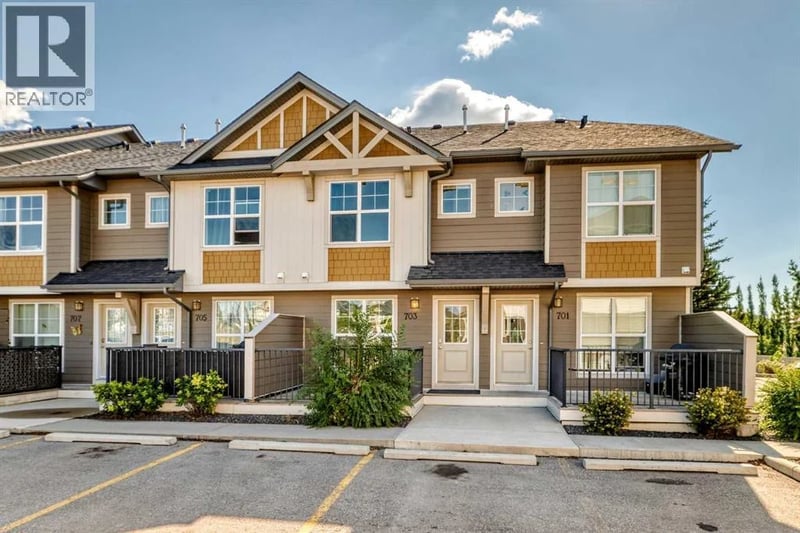 101 Sunset Drive, Cochrane, Alberta, T4C0W8, Cochrane, Alberta — photo 1 of 5