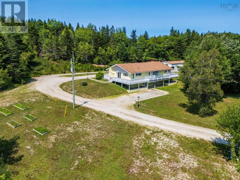 2977 Highway 340, Yarmouth, Nova Scotia, B5A5P1, Yarmouth, Nova Scotia — photo 1 of 5