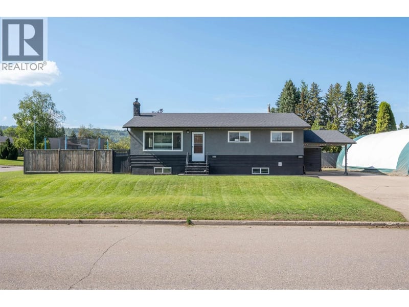 1314 PARSNIP Crescent, Prince George, British Columbia, V2M4C4, Prince George, British Columbia — photo 1 of 5
