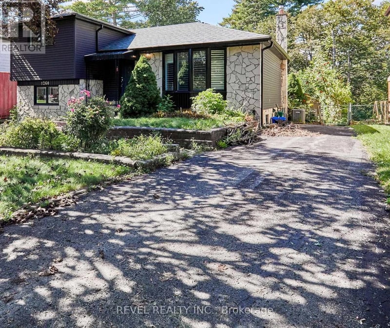 1260 Ilona Park Road, Pickering (Bay Ridges), Ontario, L1W1E4, Pickering (Bay Ridges), Ontario — photo 1 of 5