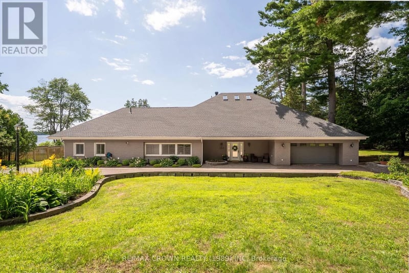 254 Silver Lady Lane, North Bay (Birchaven), Ontario, P1B8G4, North Bay (Birchaven), Ontario — photo 1 of 5