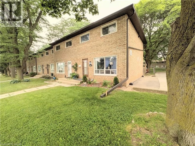 #1 22 RIVERDALE Drive, Hamilton, Ontario, L8E1J8, Hamilton, Ontario — photo 1 of 5