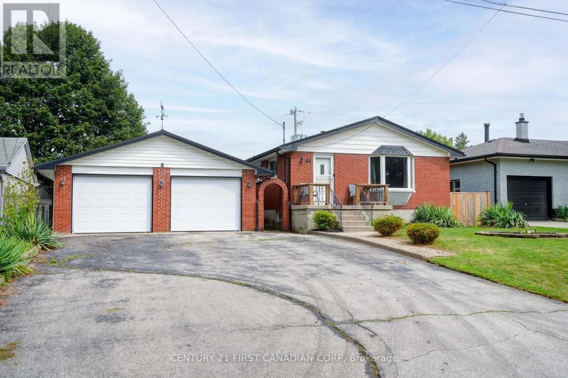 44 Dale Drive, Thames Centre (Dorchester), Ontario, N0L1G2, Thames Centre (Dorchester), Ontario — photo 1 of 5