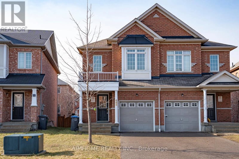 688 Courtney Valley Road, Mississauga (East Credit), Ontario, L5V0C3, Mississauga (East Credit), Ontario — photo 1 of 5
