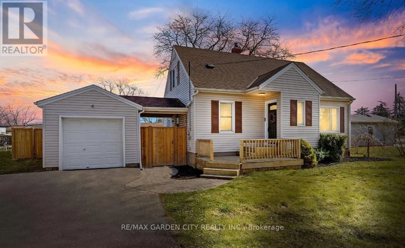 4 West Lynn Street, St. Catharines (Vine/Linwell), Ontario, L2N3N7, St. Catharines (Vine/Linwell), Ontario — photo 1 of 5