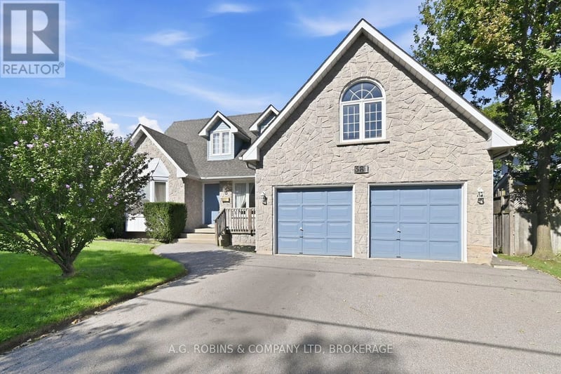 381 Kerman Avenue, Grimsby (Grimsby Beach), Ontario, L3M5C4, Grimsby (Grimsby Beach), Ontario — photo 1 of 5
