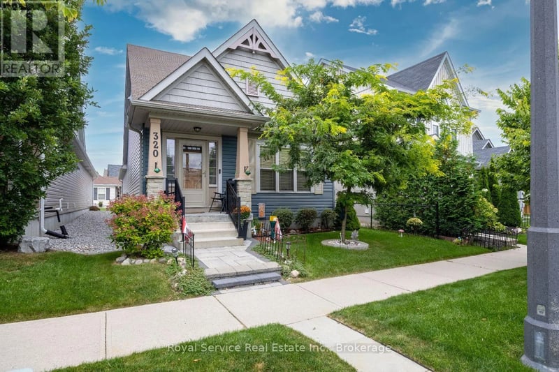 320 Strachan Street, Port Hope, Ontario, L1A0C8, Port Hope, Ontario — photo 1 of 5