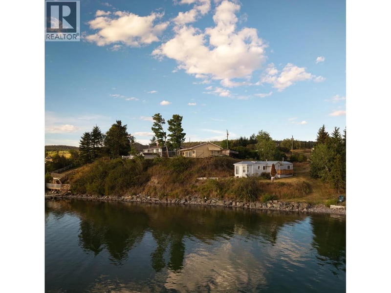4078 MCKINLEY Drive, Lac La Hache, British Columbia, V0K1T0, Lac La Hache, British Columbia — photo 1 of 5