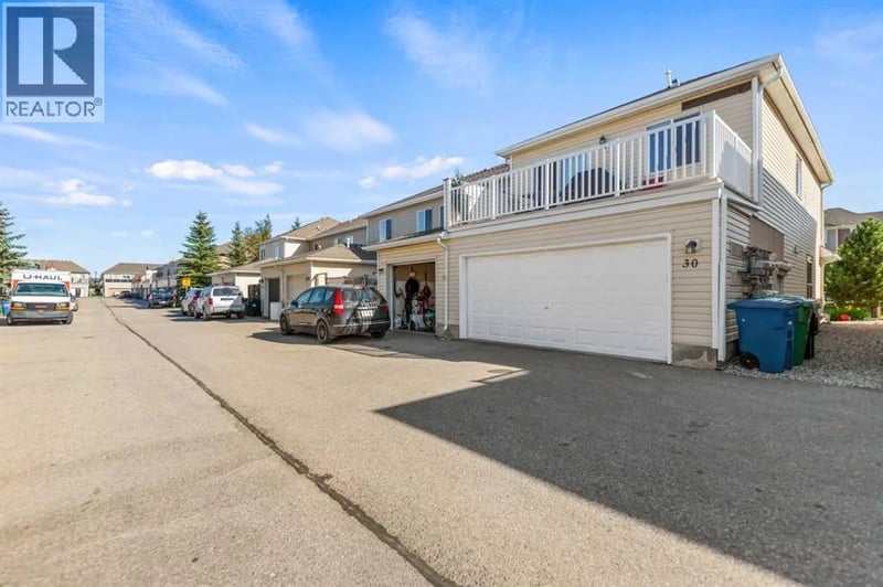 30 Windstone Lane Southwest, Airdrie, Alberta, T4B0N7, Airdrie, Alberta — photo 1 of 5