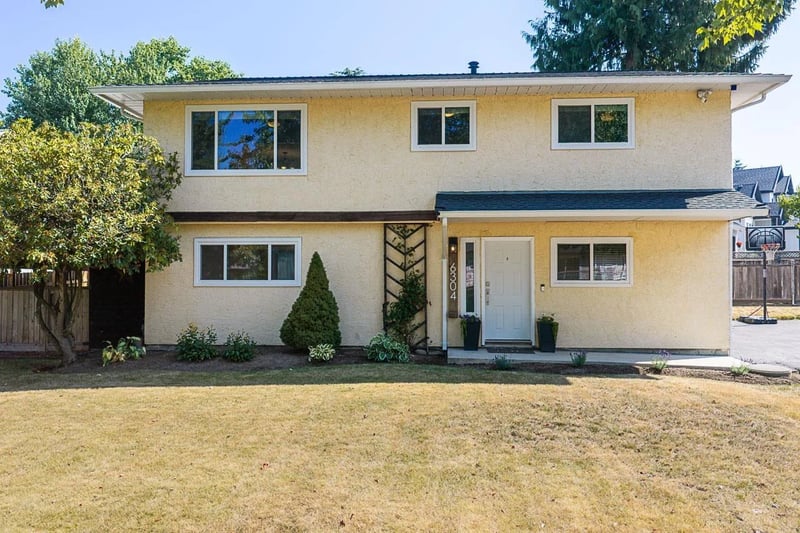 6304 SUNDANCE Drive, Surrey, British Columbia, V3S8A9, Surrey, British Columbia — photo 1 of 5