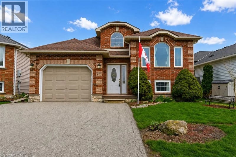 37 THISTLEMOOR Drive, Caledonia, Ontario, N3W2K4, Caledonia, Ontario — photo 1 of 5