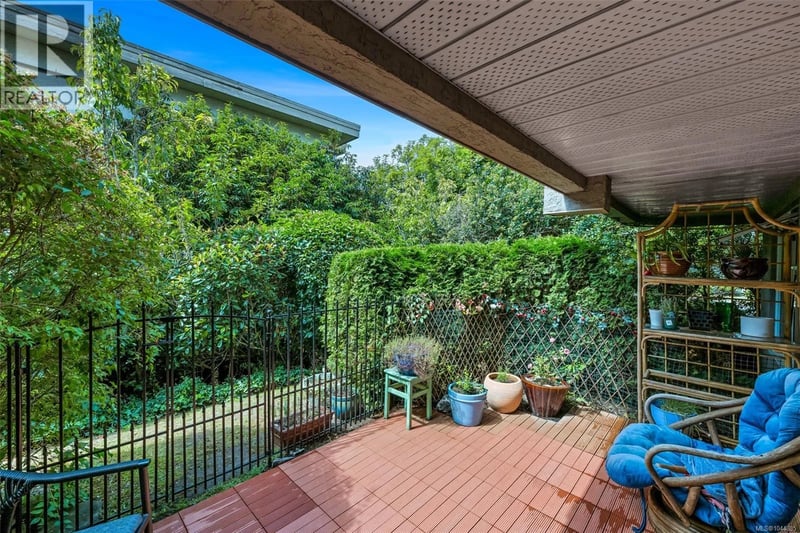 #102 1223 Johnson Street, Victoria, British Columbia, V8V3N9, Victoria, British Columbia — photo 1 of 5