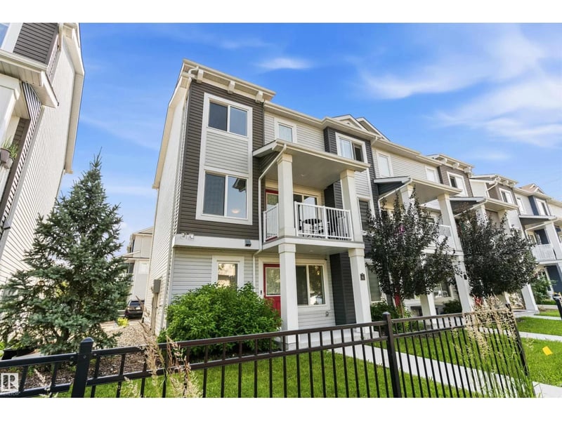 #6 16335 84 ST NW, Edmonton, Alberta, T5Z0S1, Edmonton, Alberta — photo 1 of 5