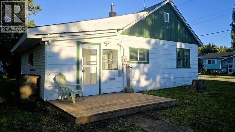 9834 100 Ave, Plamondon, Alberta, T0A2T0, Plamondon, Alberta — photo 1 of 5