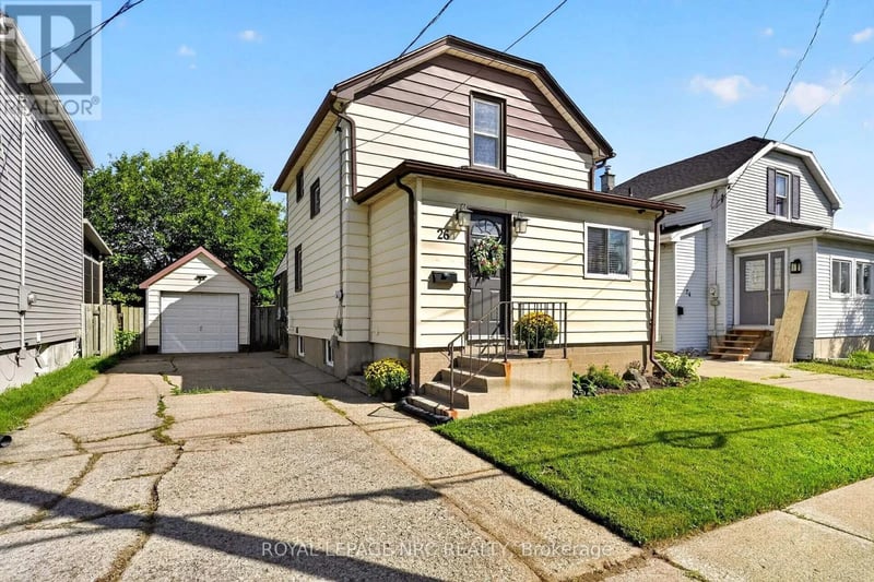 26 Lyndon Street West, Thorold (Thorold Downtown), Ontario, L2V3J7, Thorold (Thorold Downtown), Ontario — photo 1 of 5