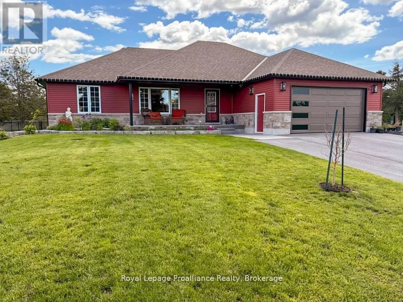3741 County Road 3, Prince Edward County (Ameliasburg Ward), Ontario, K0K1L0, Prince Edward County (Ameliasburg Ward), Ontario — photo 1 of 5