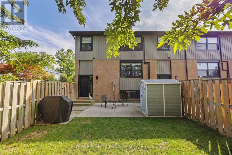 #26 105 Andover Drive, London South (South O), Ontario, N6J4B1, London South (South O), Ontario — photo 1 of 5
