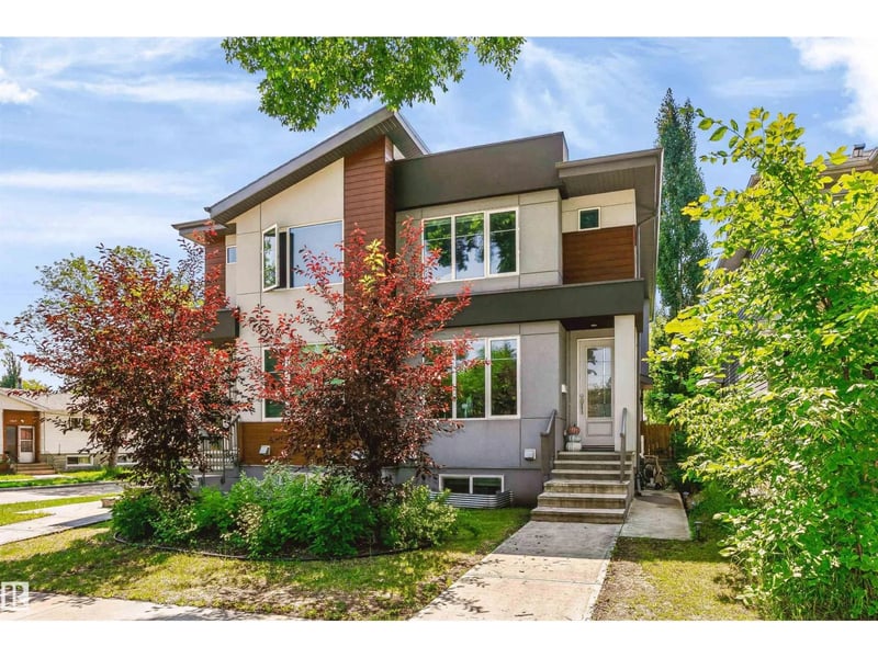 11305 79 AV NW, Edmonton, Alberta, T6G0P4, Edmonton, Alberta — photo 1 of 5