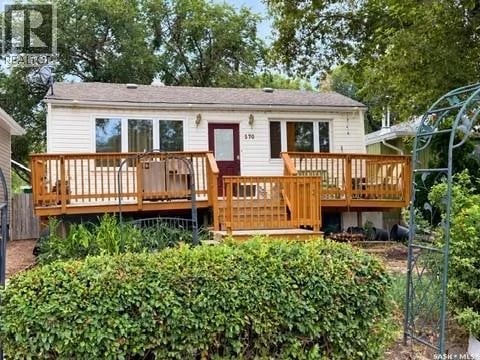 370 Arthur STREET, Regina, Saskatchewan, S4R4X2, Regina, Saskatchewan — photo 1 of 5