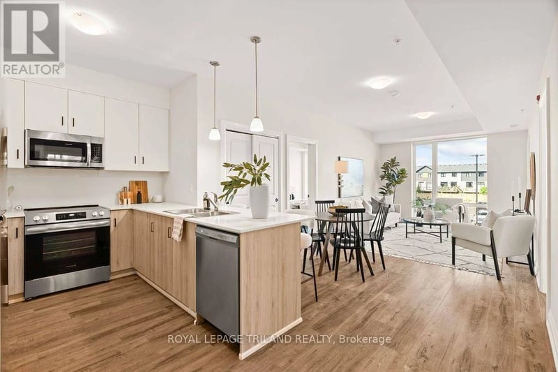 #215 865 Kleinburg Drive, London North (North B), Ontario, N5X0P4, London North (North B), Ontario — photo 1 of 5