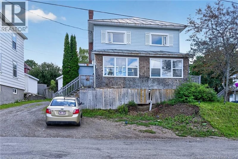 34 Stanley Street, Campbellton, New Brunswick, E3N1H2, Campbellton, New Brunswick — photo 1 of 5