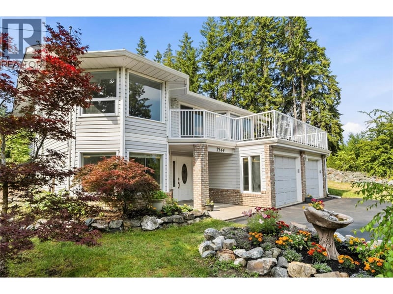 2344 Pleasant Dale Road, Blind Bay, British Columbia, V0E1H2, Blind Bay, British Columbia — photo 1 of 5
