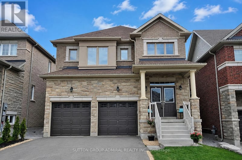 232 Frederick Curran Lane, Newmarket (Woodland Hill), Ontario, L3X3J3, Newmarket (Woodland Hill), Ontario — photo 1 of 5