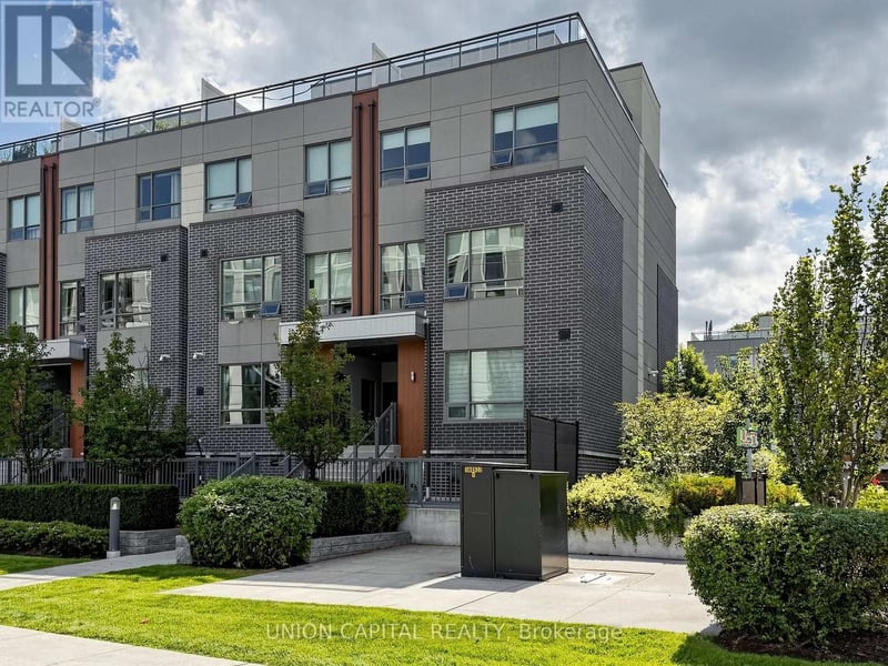 #4 1238 Cawthra Road, Mississauga (Mineola), Ontario, L5G0B6, Mississauga (Mineola), Ontario — photo 1 of 5