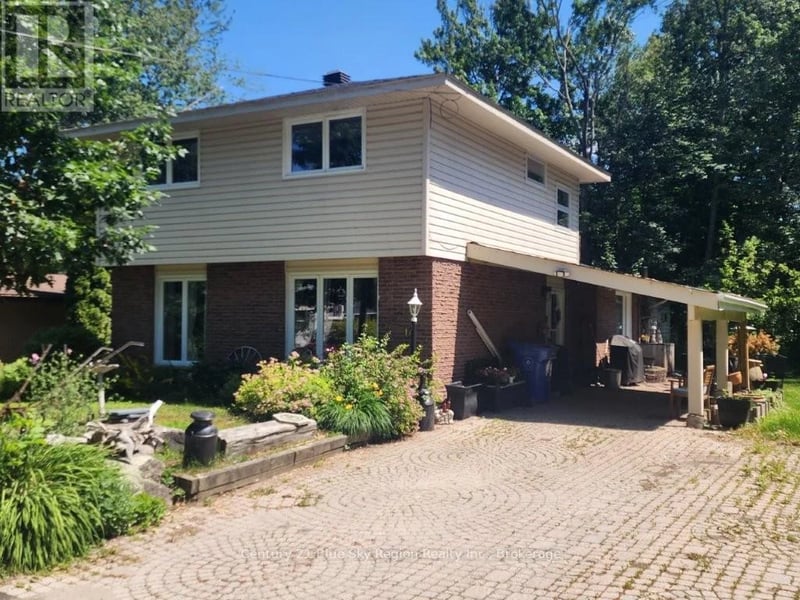 14 Birch Street, North Bay (Ferris), Ontario, P1A1R8, North Bay (Ferris), Ontario — photo 1 of 5