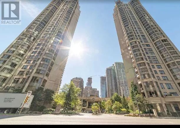 #3002 3880 DUKE OF YORK BLVD Boulevard, Mississauga (City Centre), Ontario, L5B4M7, Mississauga (City Centre), Ontario — photo 1 of 5