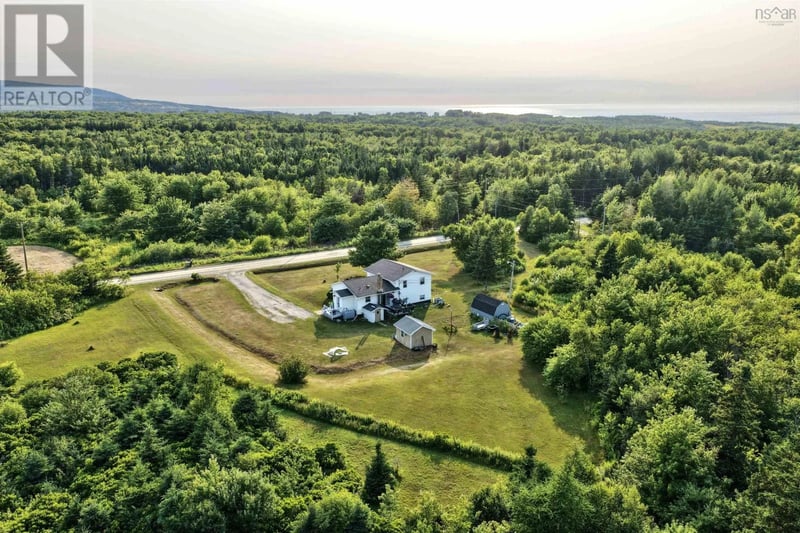121 Pipers Lane, Inverside, Nova Scotia, B0E1N0, Inverside, Nova Scotia — photo 1 of 5