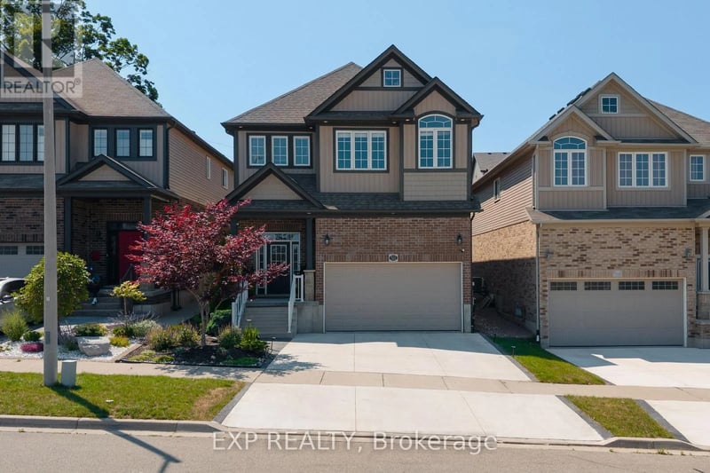 522 Woodbine Avenue, Kitchener, Ontario, N2R1Y9, Kitchener, Ontario — photo 1 of 5