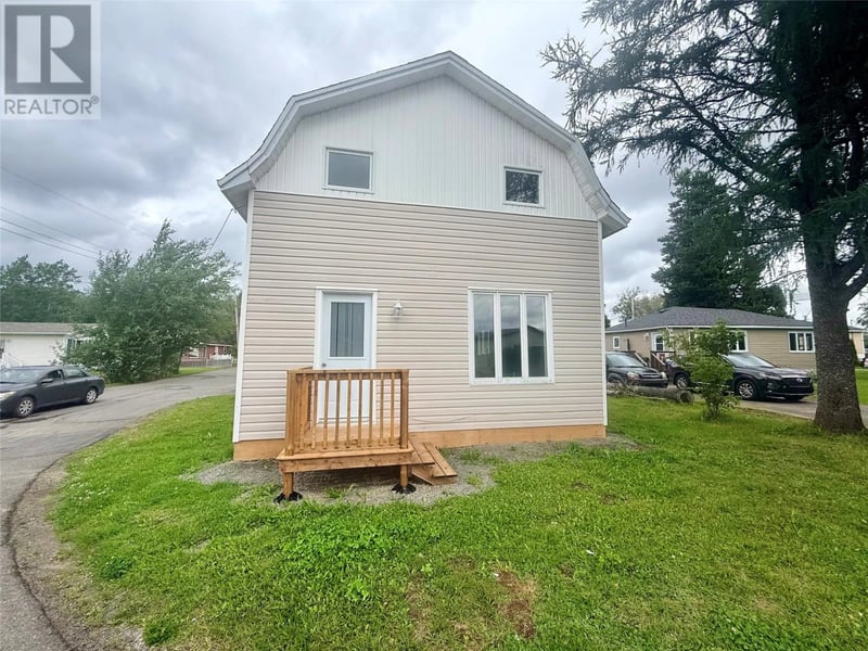 2 Eighteenth Avenue, Grand Falls-Windsor, Newfoundland & Labrador, A2B1A2, Grand Falls-Windsor, Newfoundland & Labrador — photo 1 of 5
