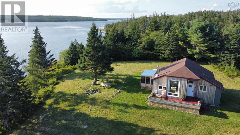 1928 East Sable Road, East Sable River, Nova Scotia, B0T1V0, East Sable River, Nova Scotia — photo 1 of 5