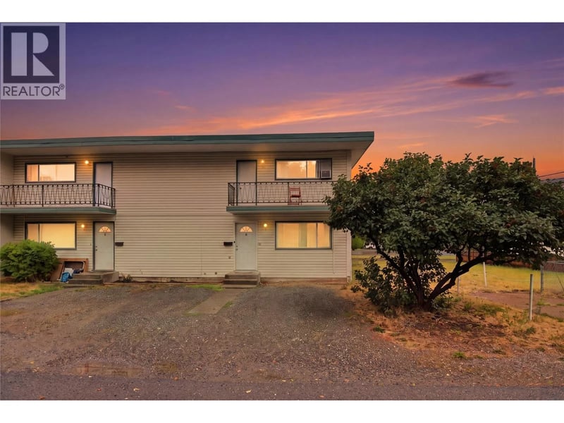#1 2505 SUNSET Drive, Kamloops, British Columbia, V2C4K1, Kamloops, British Columbia — photo 1 of 5