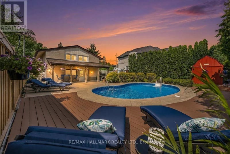 433 Seabourne Drive, Oakville (WO West), Ontario, L6L4E9, Oakville (WO West), Ontario — photo 1 of 5