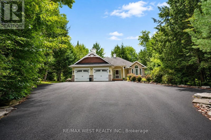 20 Deerhurst Highlands Drive, Huntsville (Chaffey), Ontario, P1H1B1, Huntsville (Chaffey), Ontario — photo 1 of 5