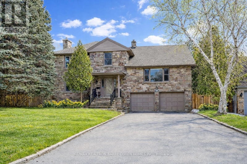 19 Lower Links Road, Toronto (St. Andrew-Windfields), Ontario, M2P1H5, Toronto (St. Andrew-Windfields), Ontario — photo 1 of 5