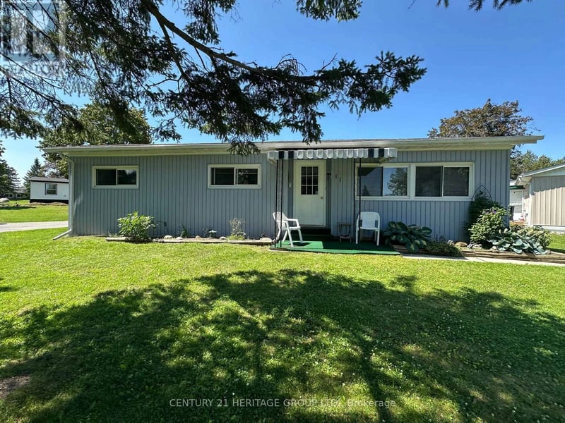11 Maple Court, Innisfil, Ontario, L9S1N9, Innisfil, Ontario — photo 1 of 5