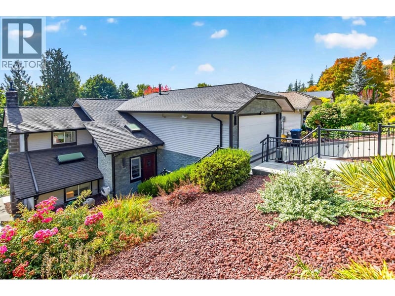 647 THURSTON Close, Port Moody, British Columbia, V3H4J4, Port Moody, British Columbia — photo 1 of 5