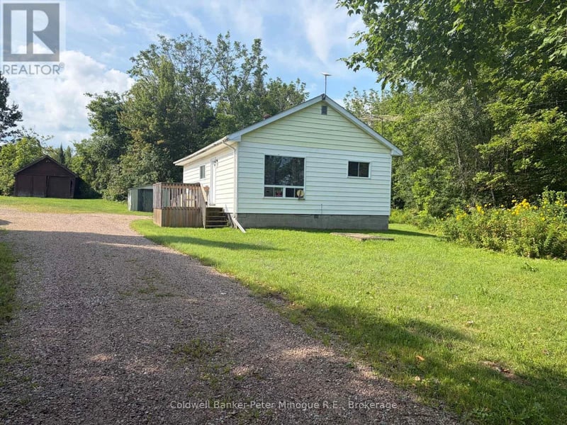 4162 A & B Highway 17, Papineau-Cameron (Papineau Cameron), Ontario, P0H1V0, Papineau-Cameron (Papineau Cameron), Ontario — photo 1 of 5