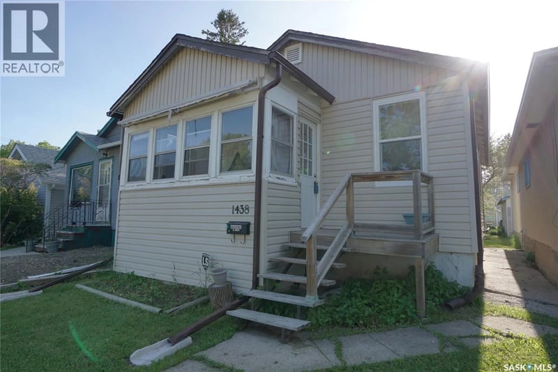 1438 Connaught STREET, Regina, Saskatchewan, S4T4S9, Regina, Saskatchewan — photo 1 of 5