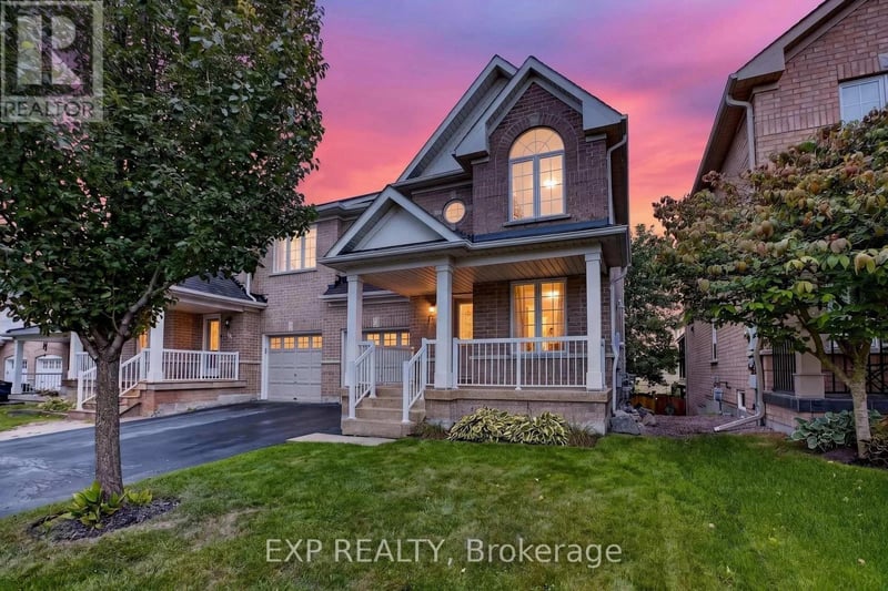 127 Knapton Drive, Newmarket (Woodland Hill), Ontario, L3X3B3, Newmarket (Woodland Hill), Ontario — photo 1 of 5