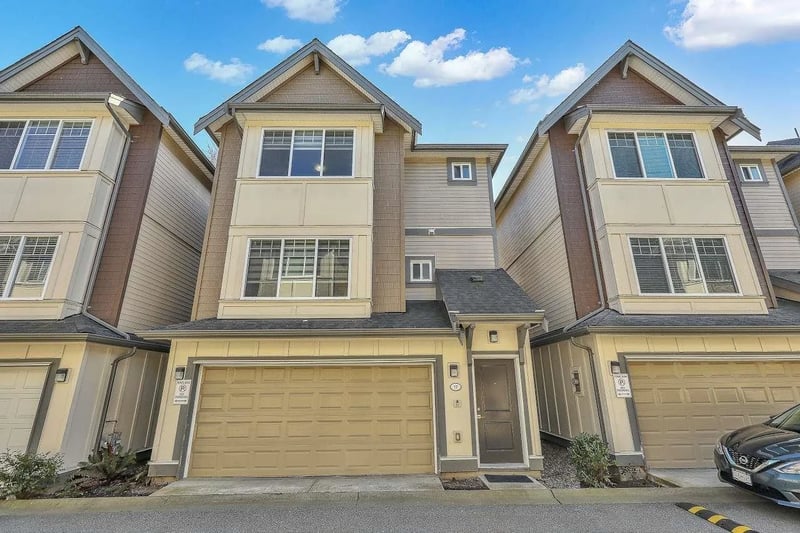#17 6971 122 Street, Surrey, British Columbia, V3W1B6, Surrey, British Columbia — photo 1 of 5