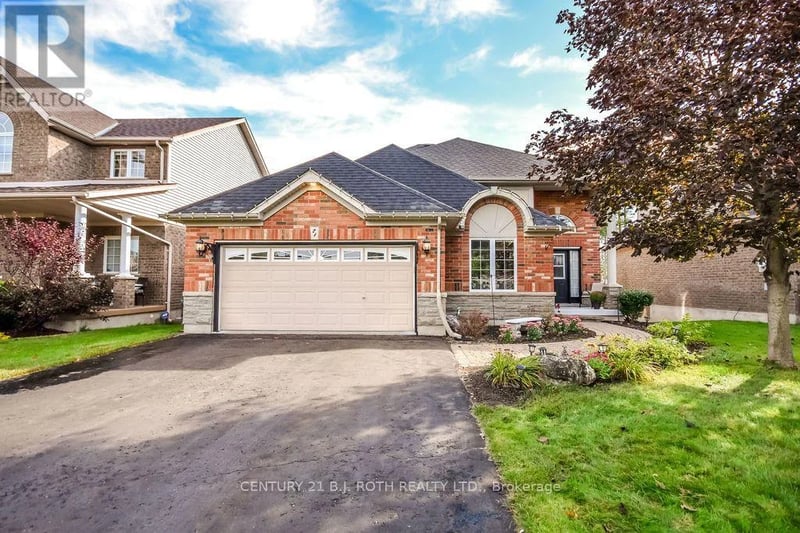 21 Armeda Clow Crescent, Essa (Angus), Ontario, L0M1B2, Essa (Angus), Ontario — photo 1 of 5