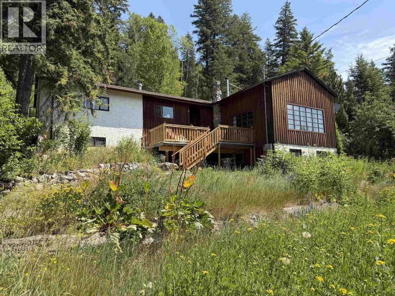 1575 SODA CREEK TOWNSITE Road, Williams Lake, British Columbia, V2G5A4, Williams Lake, British Columbia — photo 1 of 5