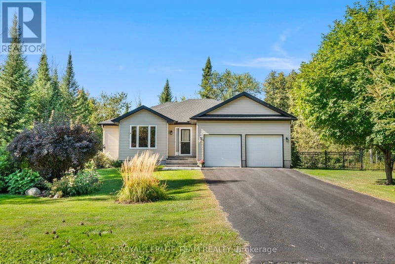 19 Hickory Drive, North Grenville, Ontario, K0G1J0, North Grenville, Ontario — photo 1 of 5