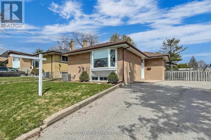 5 Mid Pines Road, Toronto (Woburn), Ontario, M1G2L5, Toronto (Woburn), Ontario — photo 1 of 5