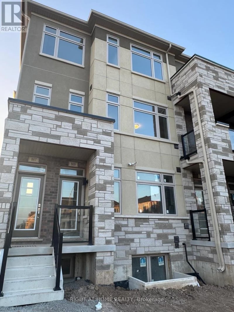 #44 869 North Waterdown Drive, Hamilton (Waterdown), Ontario, L8B1W4, Hamilton (Waterdown), Ontario — photo 1 of 5